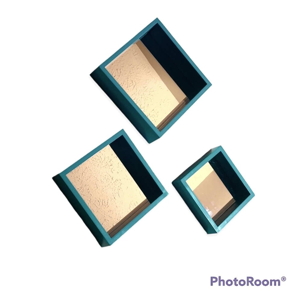 3pc Boxed Mirror Set, 7, 6, & 5 inch squares